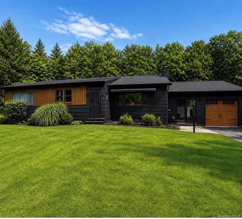1751 Shandelee Rd, Callicoon, NY 12758