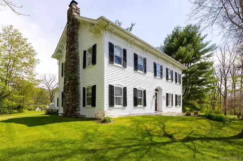 5548 Route 82, Stanford, NY 12514