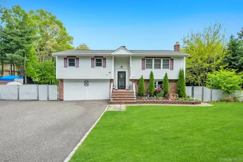 485 Canal Rd, Port Jefferson Station, NY 11776