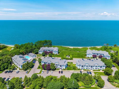 61475 Route 48 #A105, Southold, NY 11971