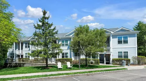 61475 Route 48 #A105, Southold, NY 11971
