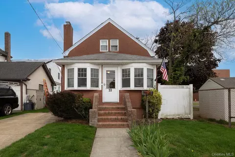 33 Althouse Ave, East Rockaway, NY 11518