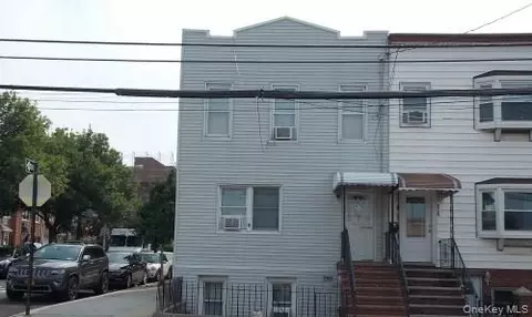 60-27 60 St, New York, NY 11378