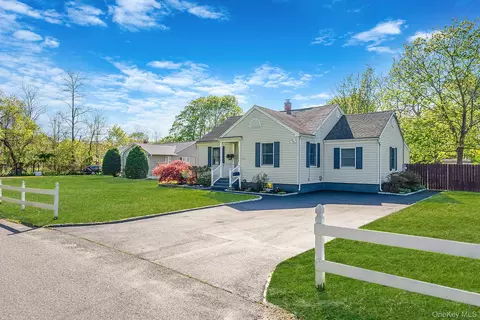 Other - 66 Hedges Rd, Brookhaven, NY 11772 photo 1 of 8