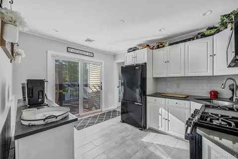 Kitchen - 66 Hedges Rd, Brookhaven, NY 11772 photo 2 of 2