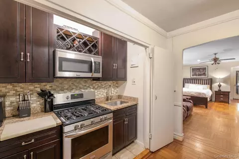 860 Grand Concourse #4J, New York, NY 10451