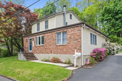 64 Woodfield Ter, Greenburgh, NY 10591