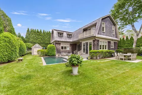 1 Palma Ter, East Hampton, NY 11937