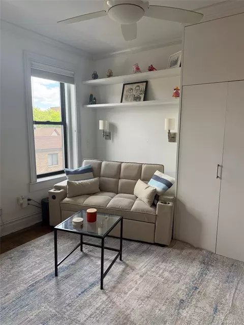42-22 Ketcham St #D11, New York, NY 11373