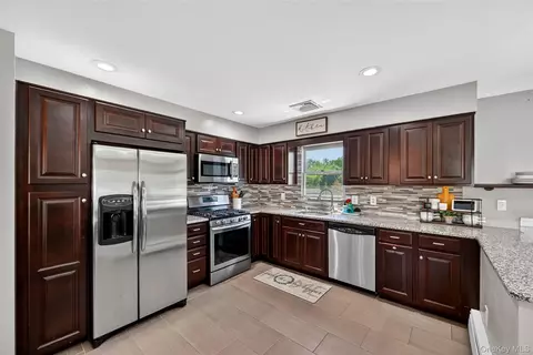 Kitchen - 19 Sutherland Dr, Monroe, NY 10950 photo 2 of 3