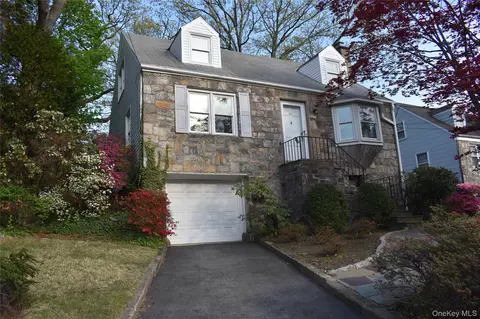 38 Gramercy Ave, Yonkers, NY 10701