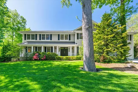 3 Split Tree Rd, Scarsdale, NY 10583