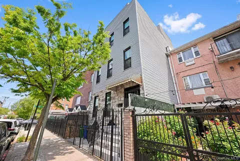 965 Glenmore Ave, Brooklyn, NY 11208