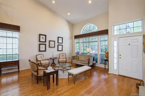 Other - 96 Fairway View Dr, Commack, NY 11725 photo 4 of 16