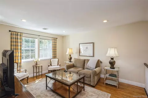 Other - 96 Fairway View Dr, Commack, NY 11725 photo 11 of 16