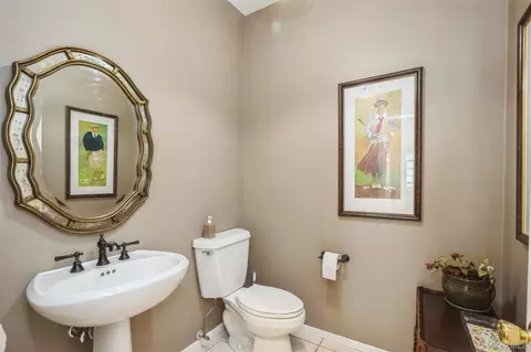 Bath - 96 Fairway View Dr, Commack, NY 11725 photo 1 of 5