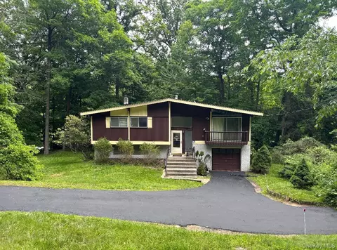 249 Mill River Rd, Mount Pleasant, NY 10514