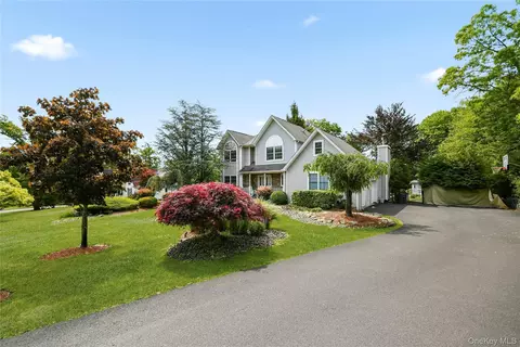 11 Country Holw, Highland Mills, NY 10930