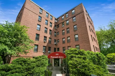 161 Pearsall Dr #6H, Mount Vernon, NY 10552
