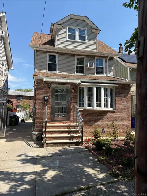 23037 88th Ave, New York, NY 11427