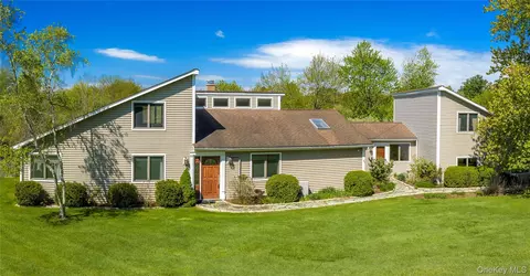 731 Milltown Rd, Southeast, NY 10509