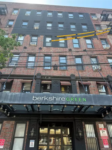 42-22 Ketcham St #3E, New York, NY 11373