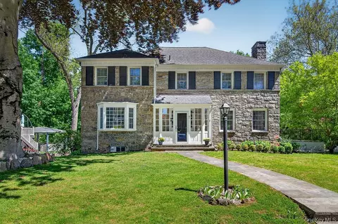 91 Central Pkwy, Mount Vernon, NY 10552