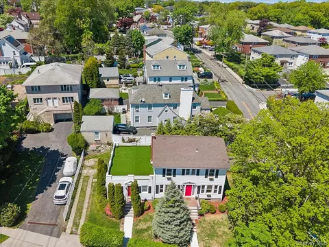 419 Palmer Rd, Yonkers, NY 10701