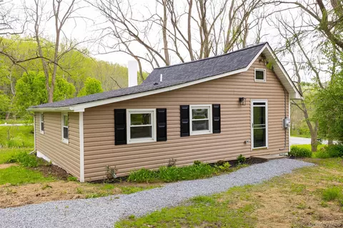 66 Church St, Beekman, NY 12570