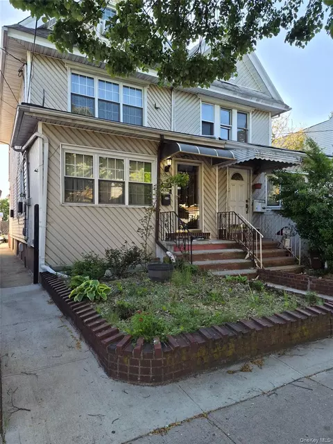 105-52 88th St, New York, NY 11417