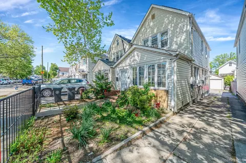 11427 120th St, New York, NY 11420