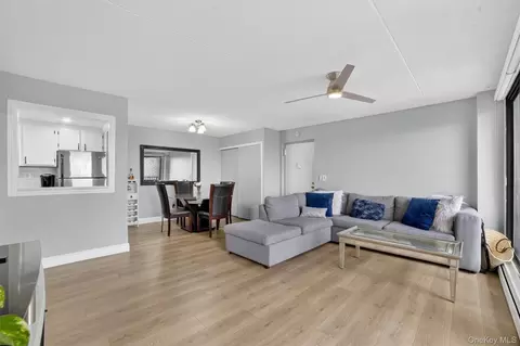 150 Overlook Ave #7B, Peekskill, NY 10566