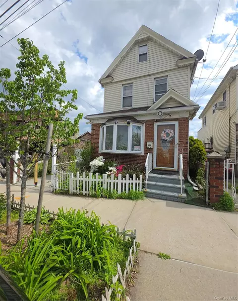 13720 130th Ave, Jamaica, NY 11436