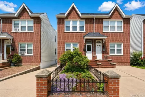 1432 Hobart Ave, New York, NY 10461