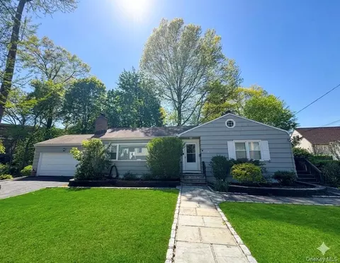 21 Benedict Rd, Greenburgh, NY 10607