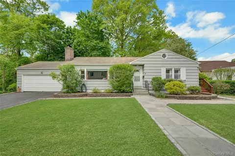 21 Benedict Rd, Greenburgh, NY 10607