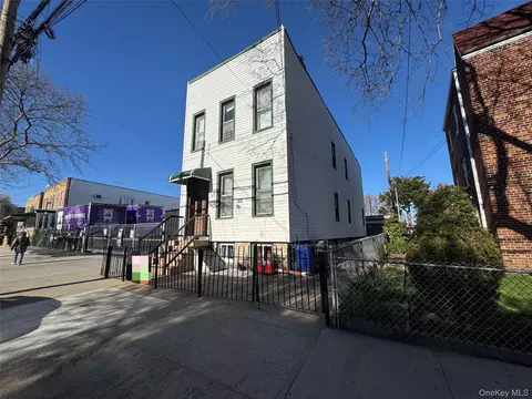 6353 60th Pl, New York, NY 11385