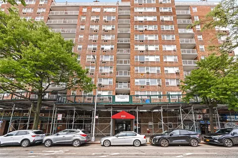 3131 Grand Concourse #2J, New York, NY 10468