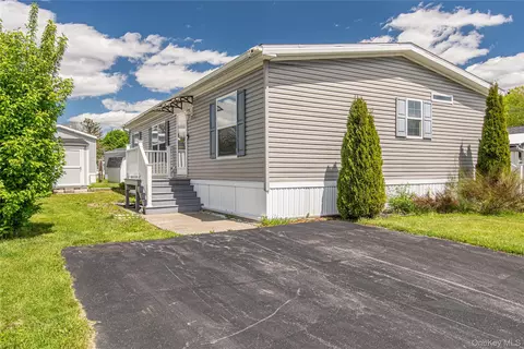 110 Gina Dr, Dover Plains, NY 12522
