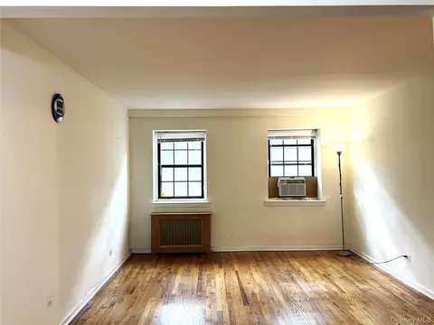 144-22 78th Ave #1M, Flushing, NY 11367