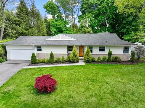 3 Green Acres Ln, Greenburgh, NY 10607