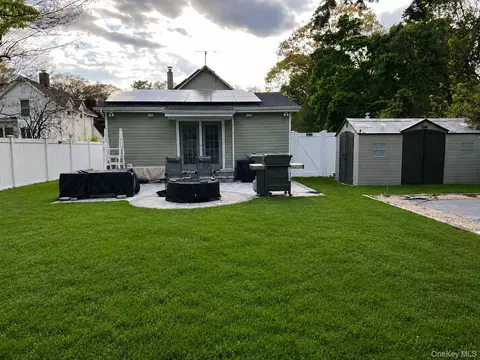 Exterior - 315 Grant Ave, Islip, NY 11751 photo 4 of 4