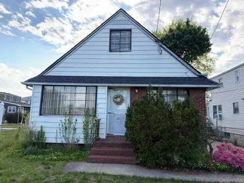 181 Covert Ave, Elmont, NY 11003