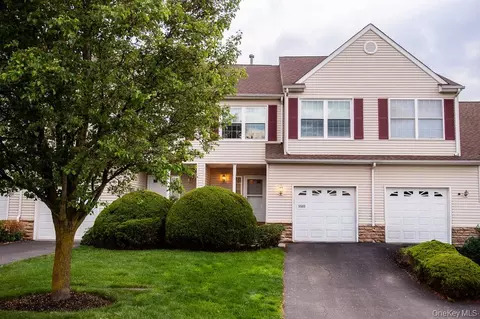 5505 Boulder Way #5505, Wappingers Falls, NY 12590