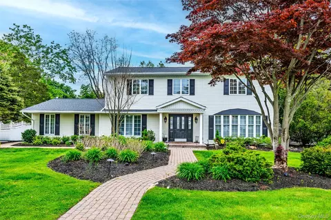 Undisclosed, Hauppauge, NY 11788