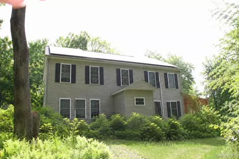 60 Eddy Rd, Union Vale, NY 12585
