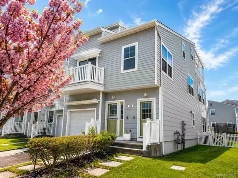 129 Beach 62nd St, New York, NY 11692