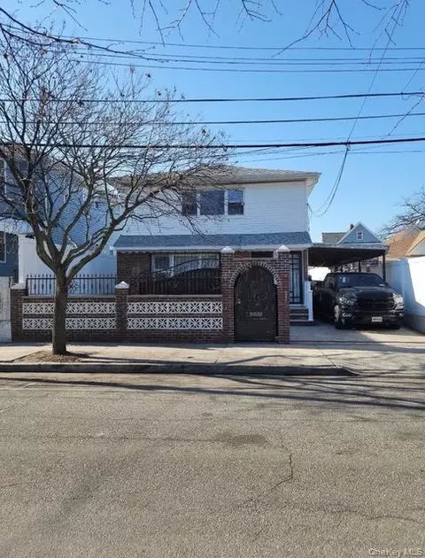 16321 Phroane Ave, New York, NY 11433