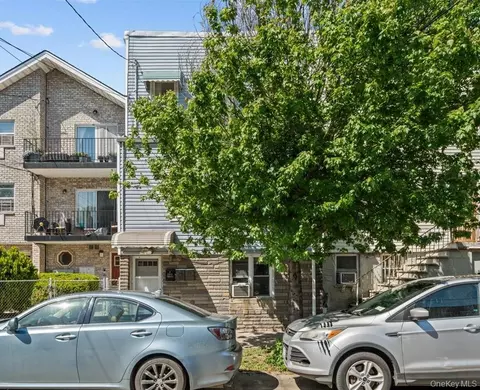 1311 Balcom Ave, New York, NY 10461
