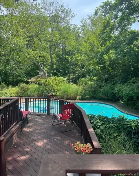 Other - 2069 Windsor Rd, Baldwin, NY 11510 photo 7 of 8